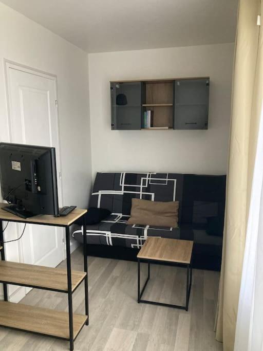 Grand Studio Confort Évreux מראה חיצוני תמונה