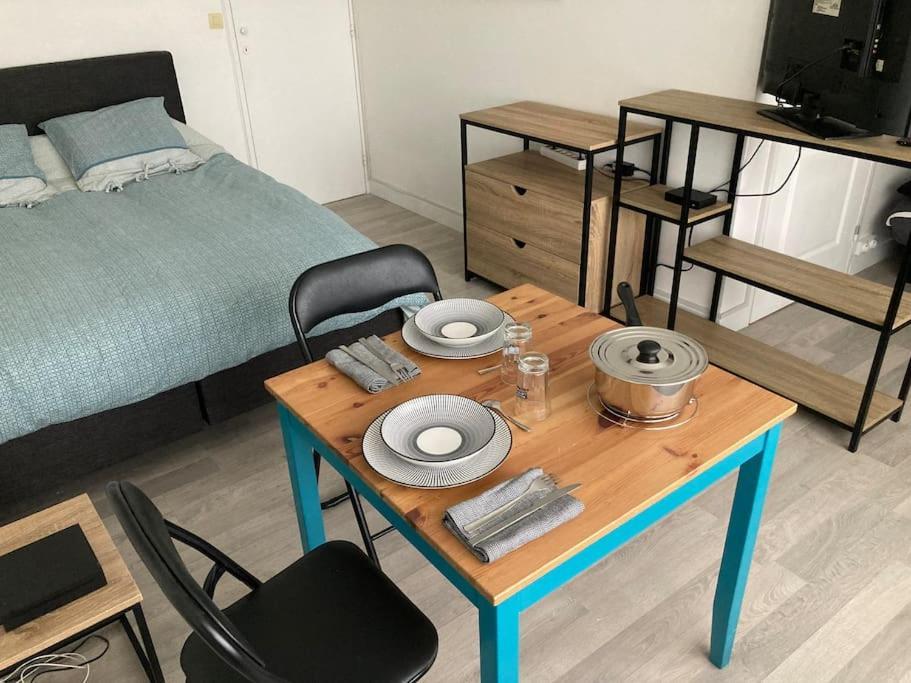 Grand Studio Confort Évreux מראה חיצוני תמונה